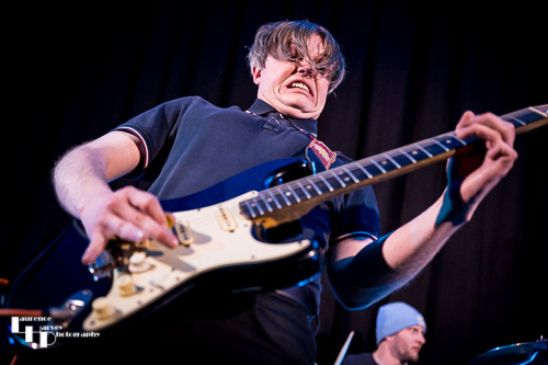 Zac Schulze on vocals & guitar