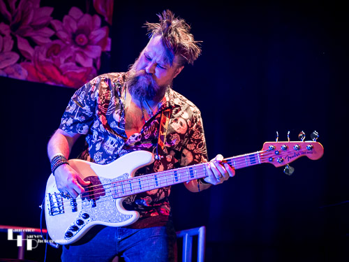 Billy Dedman on bass