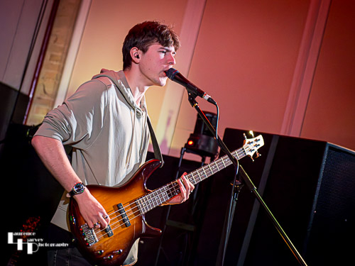 Oliver on bass & vocals