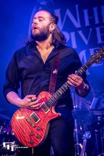 Edd Robinson on guitar