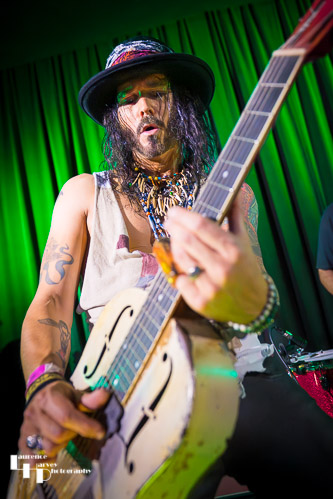 Troy Redfern on vocals & guitar