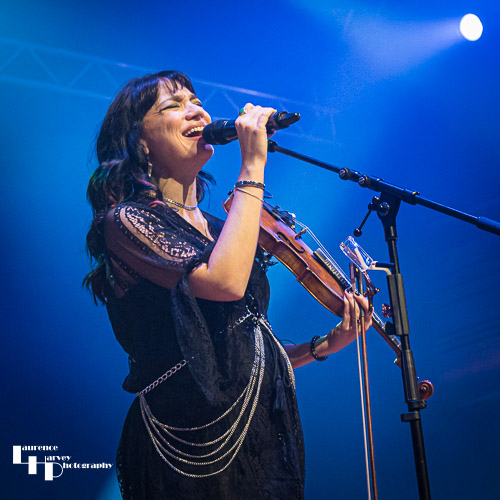 Grace Bond on vocals & violin