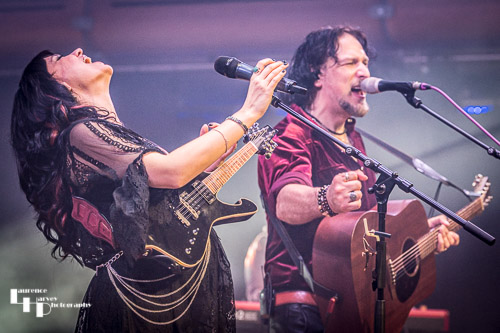 Grace Bond on vocals & mandolin, Aaron Bond on guitar & vocals