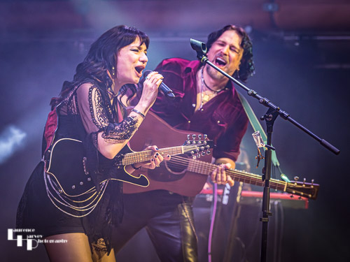 Grace Bond on vocals & mandolin, Aaron Bond on guitar & vocals