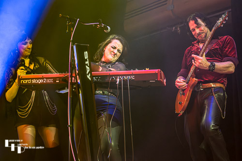 Grace Bond on vocals, Aaron Bond on guitar, Emily Frances on keys