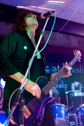 Jerry Richards (bass)