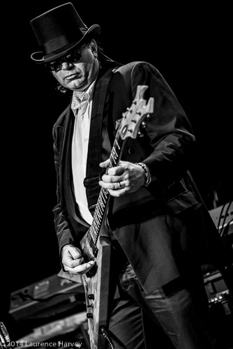 Russell 'Hitman' Alexander on guitar