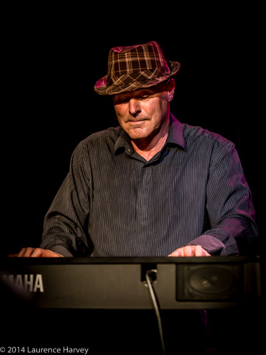 Richard Belmont on keyboards