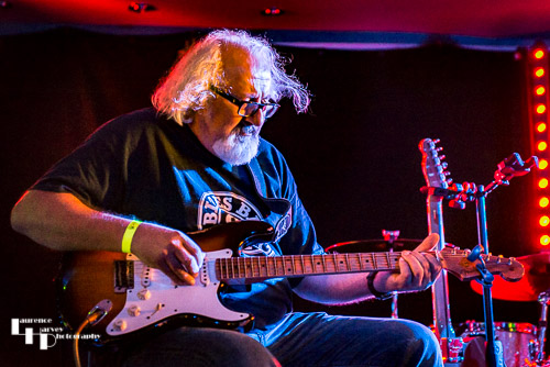The Barnstormers: Barney Nikolic on guitar