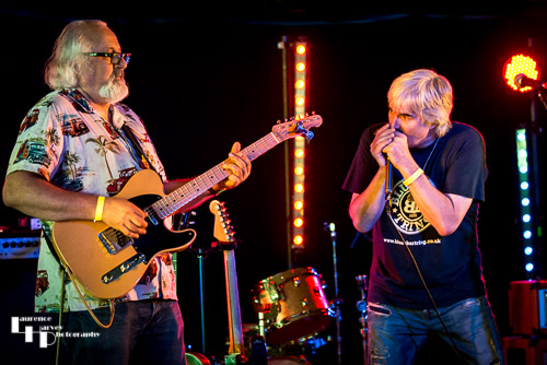 The Barnstormers: Stuart 'Son' Maxwell on vocals & harmonica, Barney Nikolic on guitar