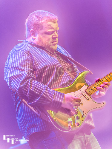 Danny Bryant on guitar & vocals