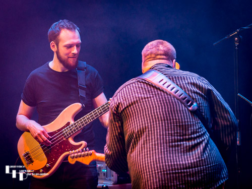 Danny Bryant on guitar & vocals & Alex Phillips on bass