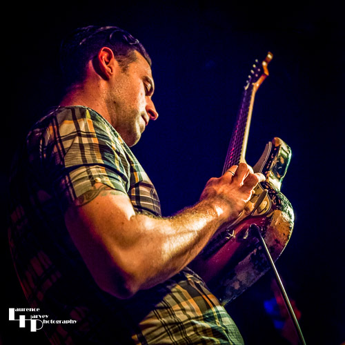 Dan Patlansky on guitar & vocals