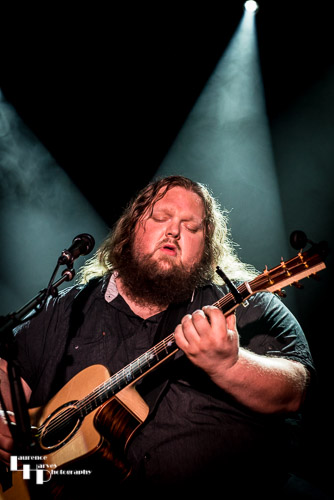 Matt Andersen on vocals & guitar
