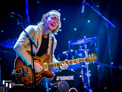 Alex Butler on lead guitar