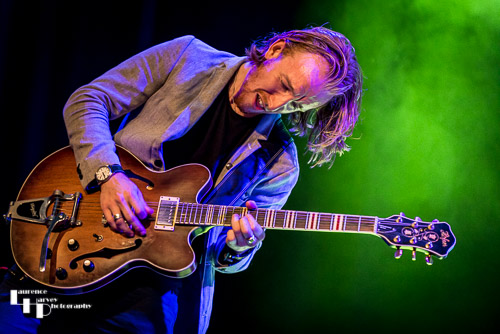 Alex Butler on lead guitar