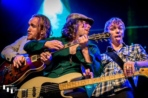 Alex Butler on lead guitar, Mike Topp on bass & Dan Spellman on vocals & rhythm guitar