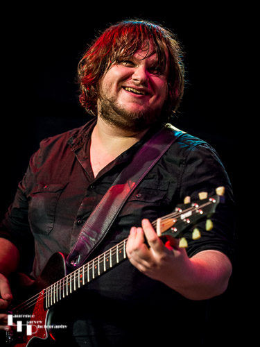 Matt Long on guitar & vocals