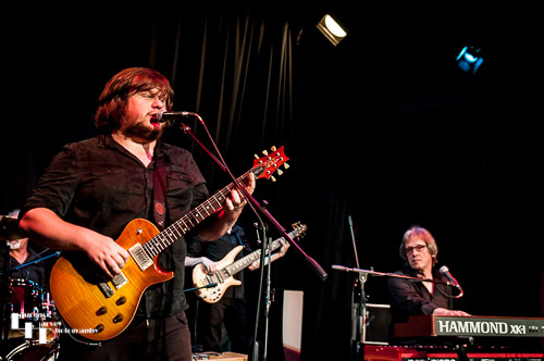 Matt Long on guitar & Paul Long on keyboards