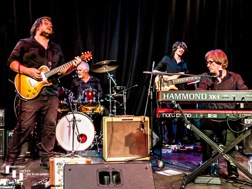 Catfish on stage at The Limelight Theatre