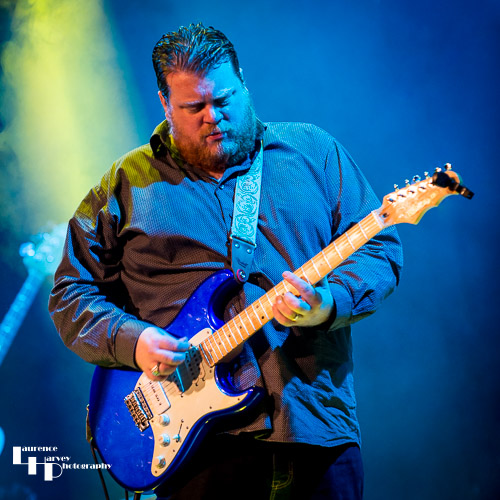 Danny Bryant on guitar & vocals