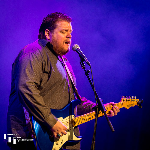 Danny Bryant on guitar & vocals