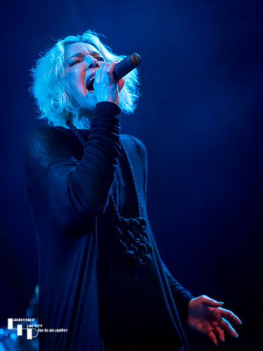 Lorna Fothergill on vocals
