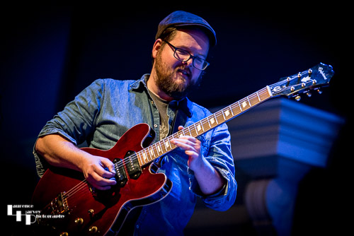 Mark Howes on guitar