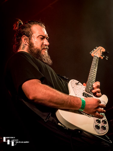 Luke Allatt on rhythm guitar