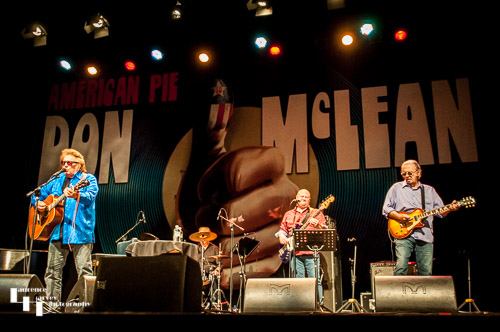 Don McLean and his band on stage at The Ipswich Regent Theatre