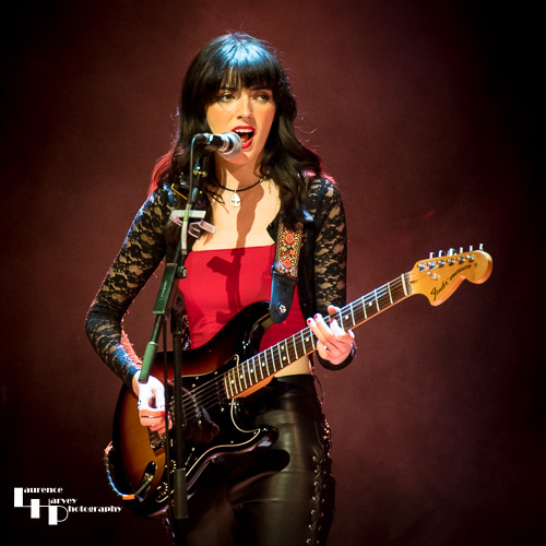 Orlaith Forsythe on vocals & guitar