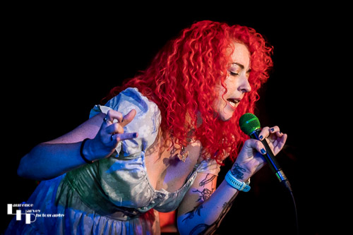 Lou Brett on vocals