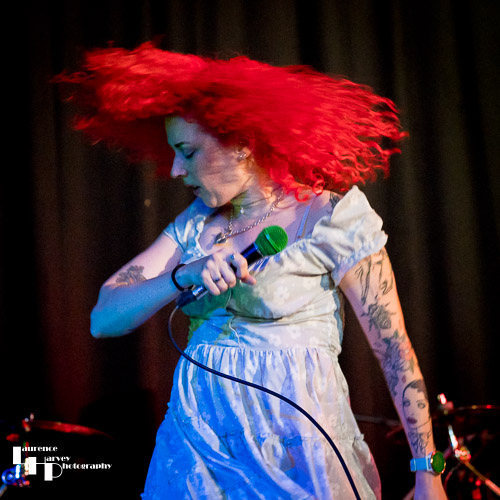 Lou Brett on vocals