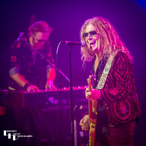Glenn Hughes on vocals & bass