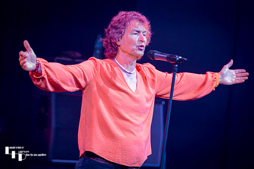 Ian Cook on vocals