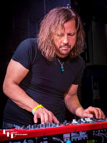 Eric Safka on keys