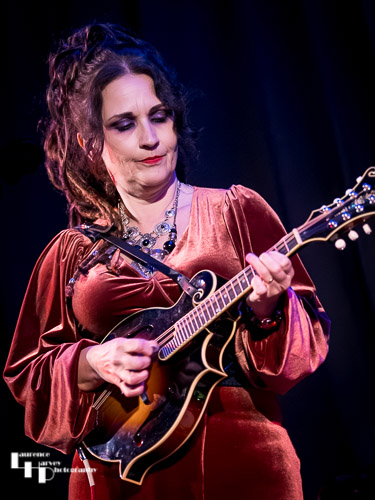 Jo Carley on vocals & mandolin