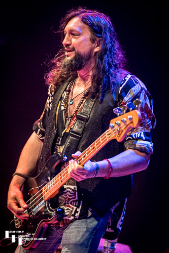 Artjom Feldtser on bass