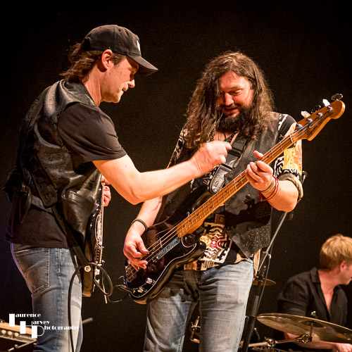 Marc Raner on guitar, Artjom Feldtser on bass