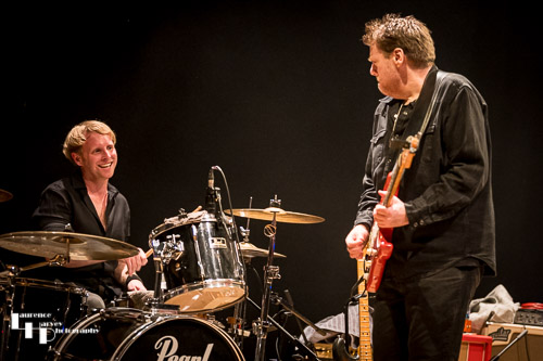 Danny Bryant on vocals & guitar, Alex Hinz on drums