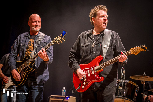 Danny Bryant & guest Steve Tansley on guitar