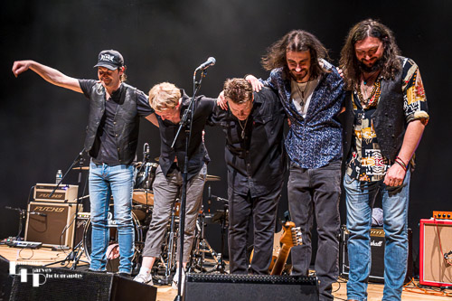 Danny Bryant & his band take their final bows