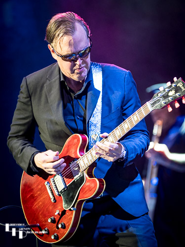 Joe Bonamassa on vocals & guitar