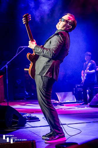 Joe Bonamassa on vocals & guitar
