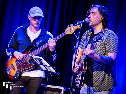 Terry Lewis  on guitar, Sonny Winslow on bass