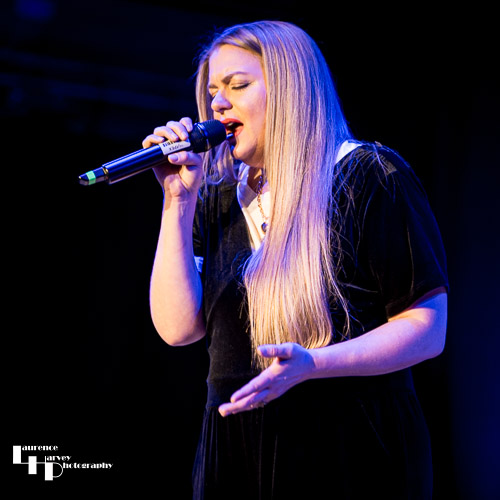 Jo Harman on vocals