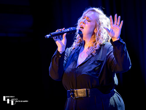 Amba Tremain on vocals