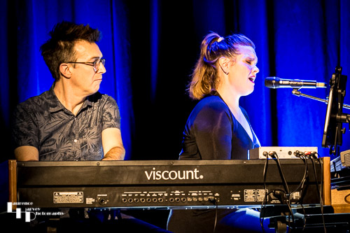 Polly Gibbons on vocals & keys, Pete Billington on keys