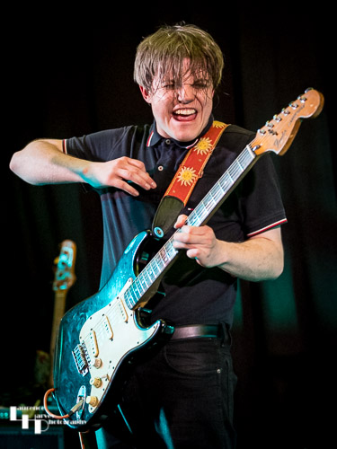 Zac Schulze on vocals & guitar