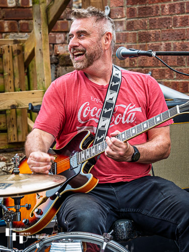 Jase North on vocals & guitar